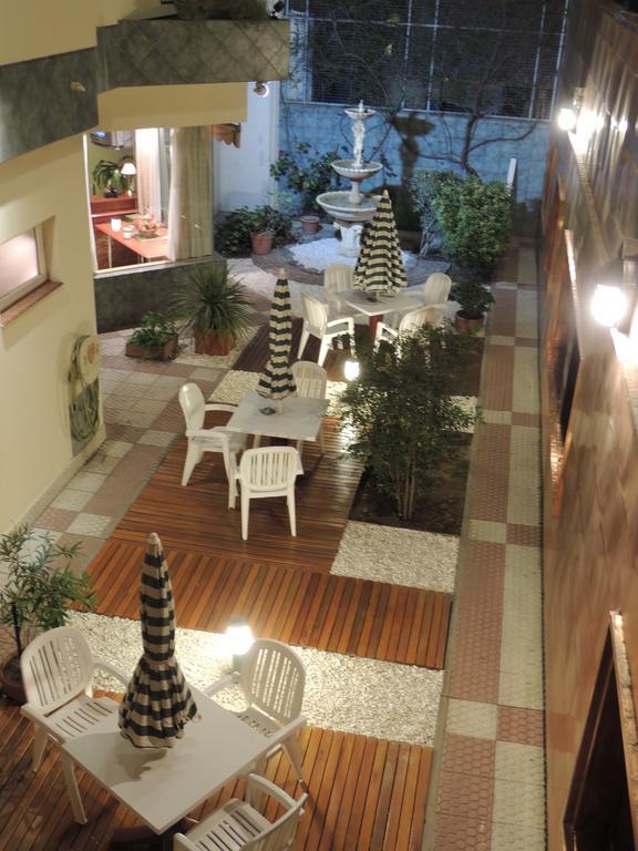 Hotel Cuprum Санта Роса Екстериор снимка