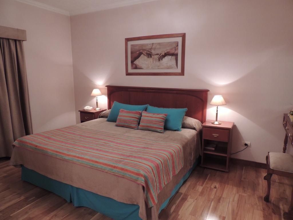 Hotel Cuprum Санта Роса Стая снимка